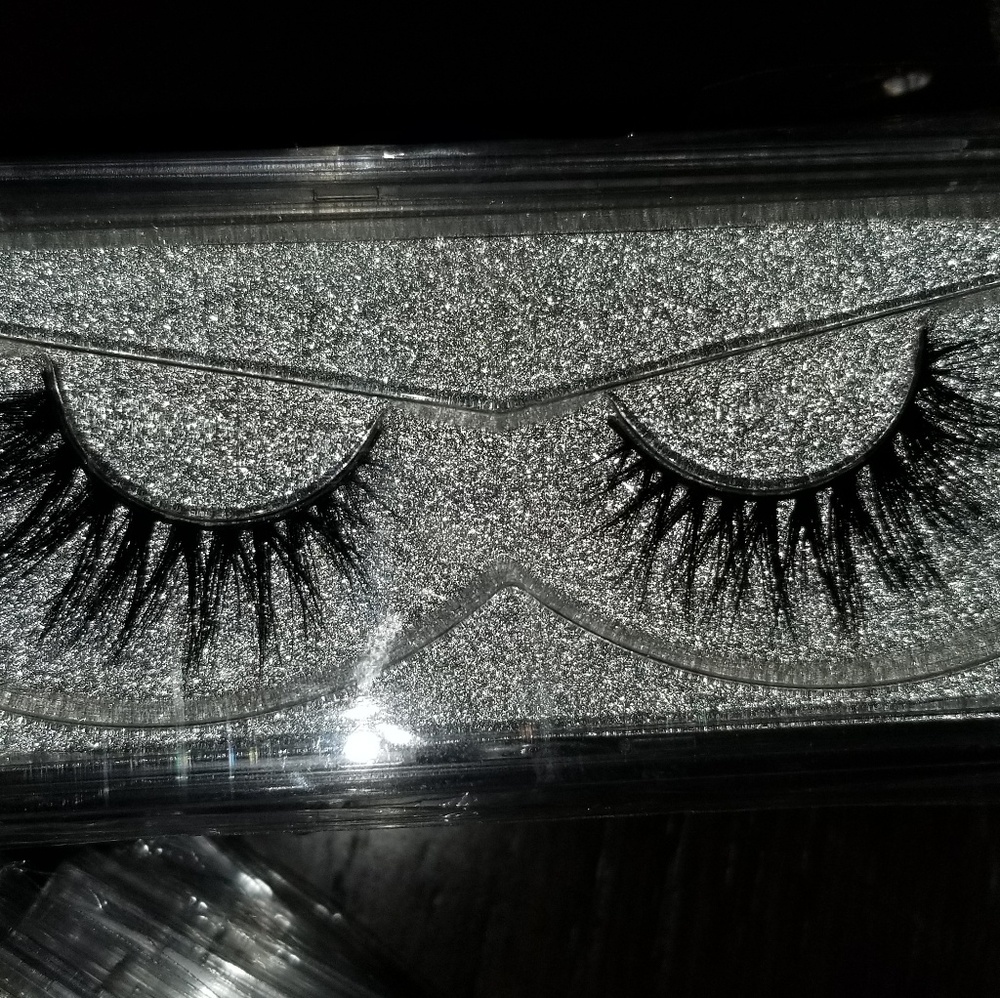 Lashes